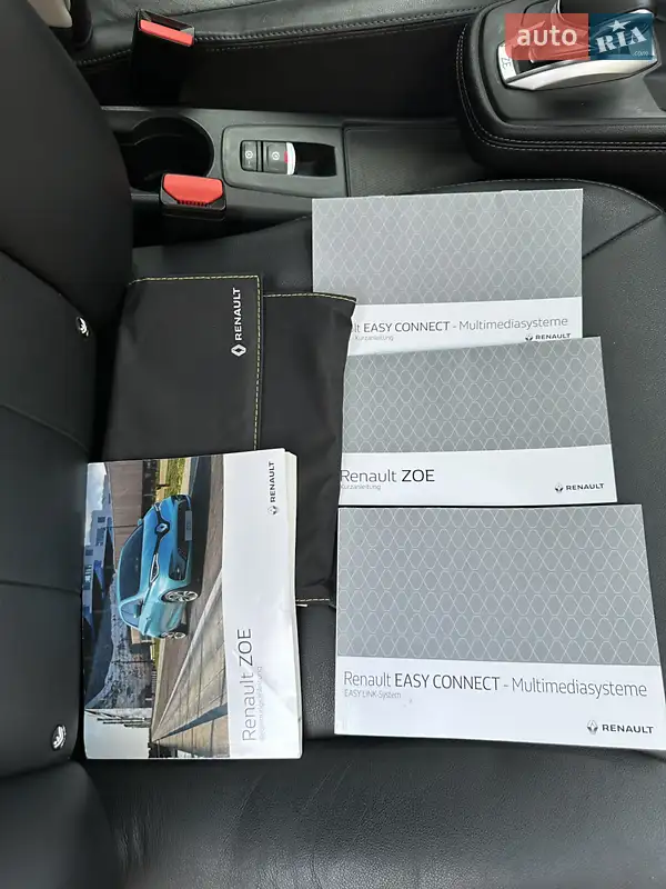 Хэтчбек Renault Zoe 2020 в Киеве документ