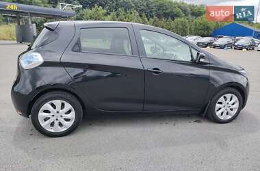 Хэтчбек Renault Zoe 2016 в 