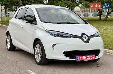 Хэтчбек Renault Zoe 2019 в 