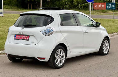 Хэтчбек Renault Zoe 2019 в 