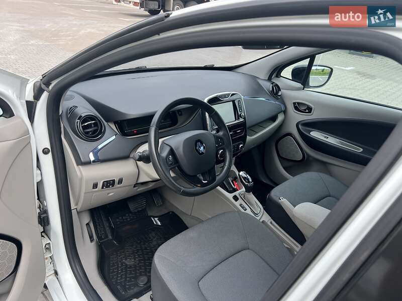 Хэтчбек Renault Zoe 2015 в Ровно
