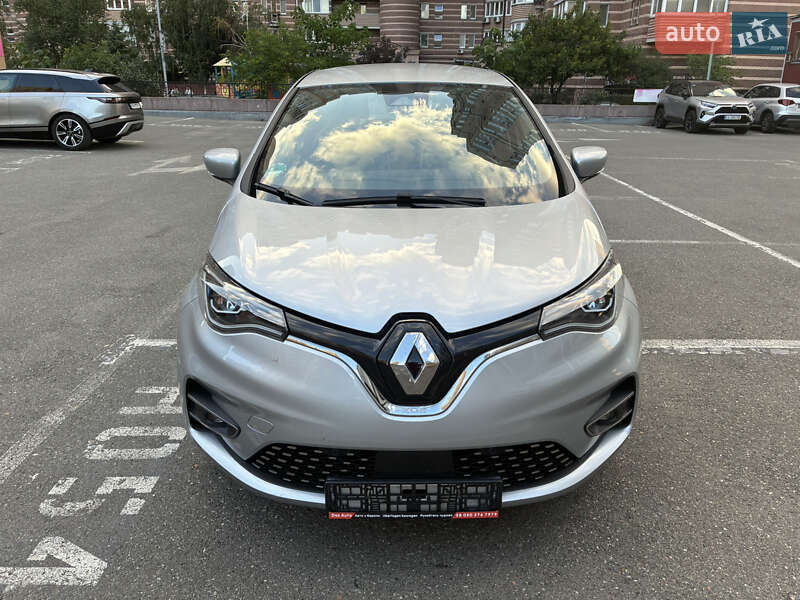 Хэтчбек Renault Zoe 2021 в 