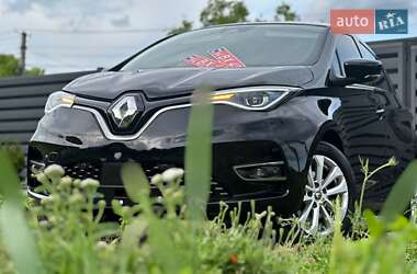 Хэтчбек Renault Zoe 2022 в 