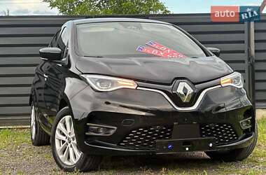Хэтчбек Renault Zoe 2022 в 