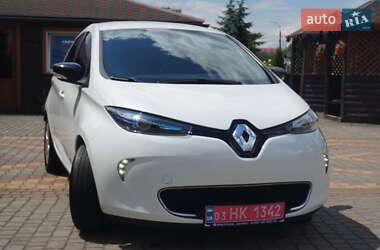Хетчбек Renault Zoe 2016 в 