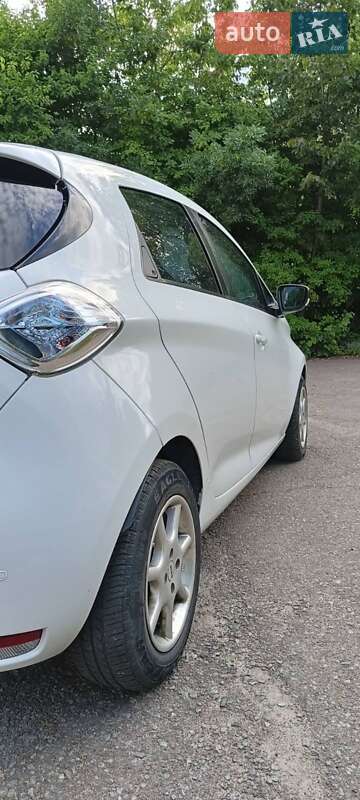 Хетчбек Renault Zoe 2013 в Житомирі фото 11 Хетчбек Renault Zoe 2013 в Житомирі