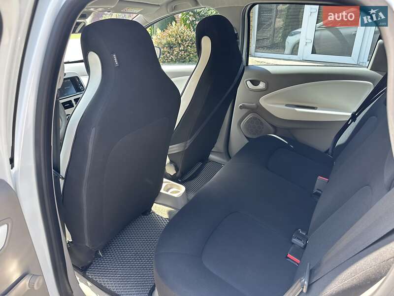 Хэтчбек Renault Zoe 2015 в Сумах