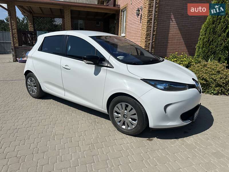 Хэтчбек Renault Zoe 2015 в Сумах
