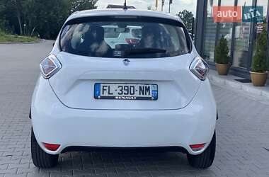 Хэтчбек Renault Zoe 2019 в 
