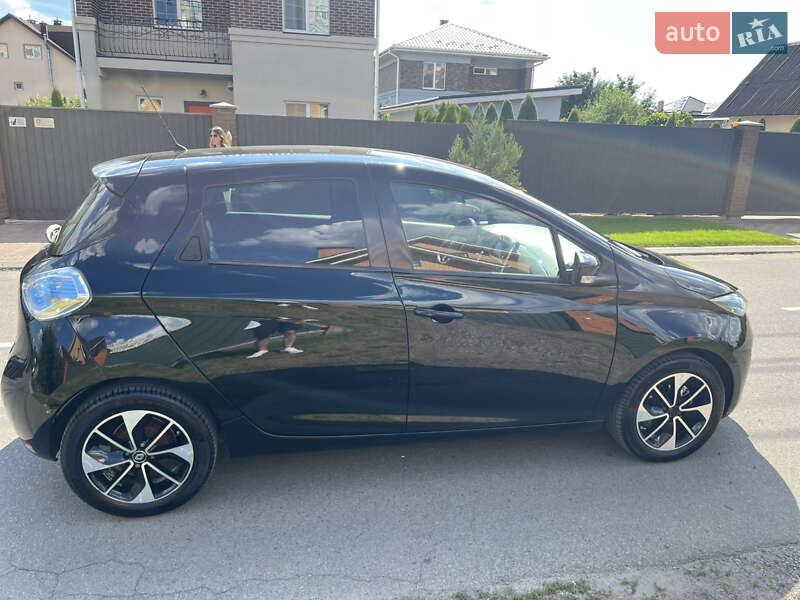 Хэтчбек Renault Zoe 2017 в Киеве