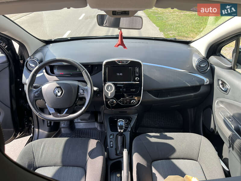Хэтчбек Renault Zoe 2017 в Киеве