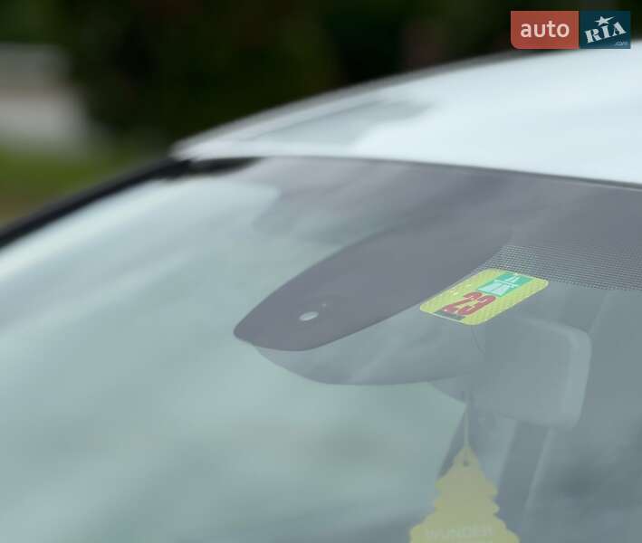 Хэтчбек Renault Zoe 2016 в Дубно