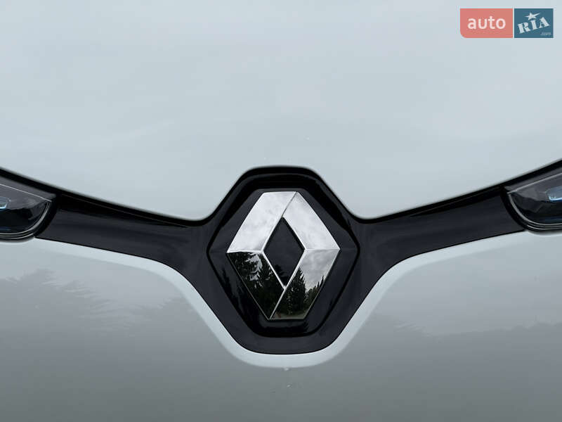 Хэтчбек Renault Zoe 2016 в Дубно