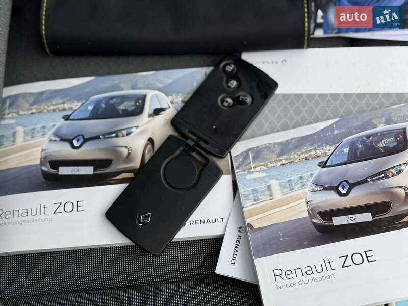 Хэтчбек Renault Zoe 2016 в Дубно