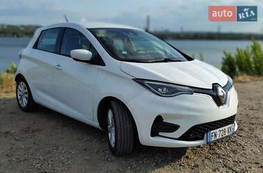 Хэтчбек Renault Zoe 2020 в 