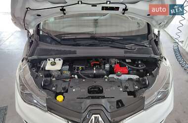 Хэтчбек Renault Zoe 2020 в 