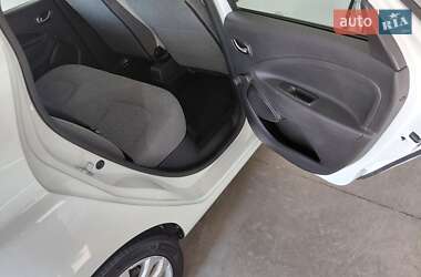 Хэтчбек Renault Zoe 2020 в 