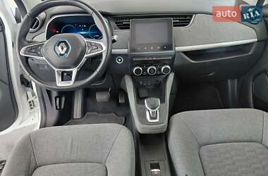 Хэтчбек Renault Zoe 2020 в 