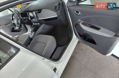 Хэтчбек Renault Zoe 2020 в 