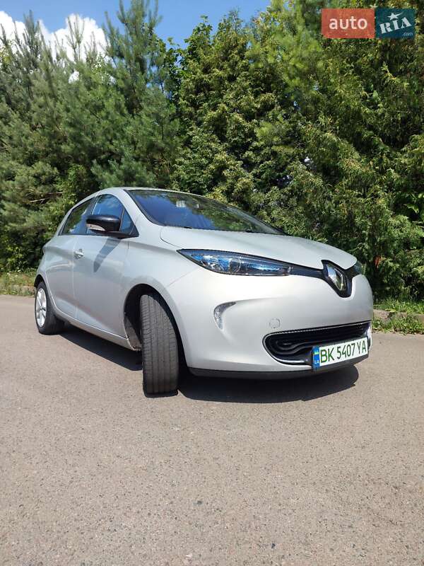 Хэтчбек Renault Zoe 2015 в Ровно
