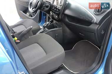 Хетчбек Renault Zoe 2017 в 