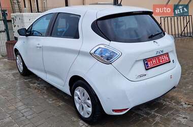 Хэтчбек Renault Zoe 2015 в 