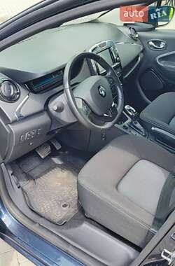 Хэтчбек Renault Zoe 2017 в 