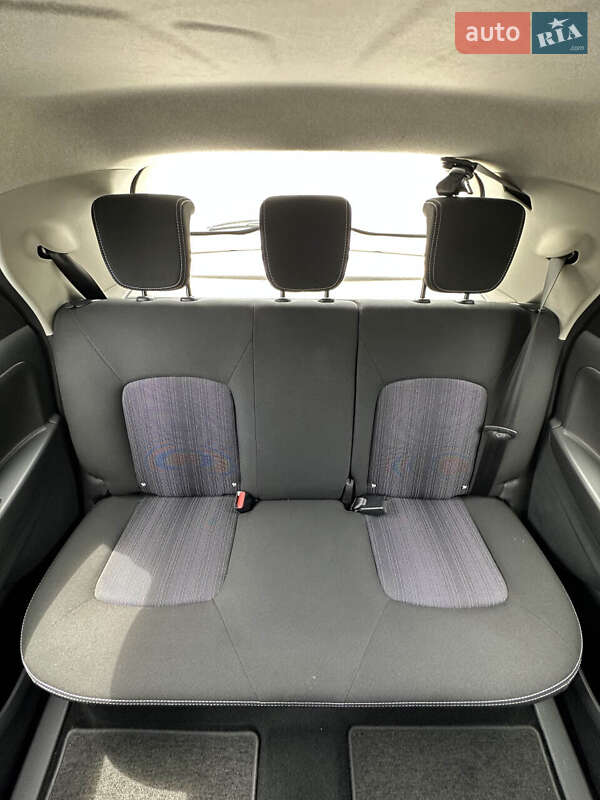 Хэтчбек Renault Zoe 2018 в Белогородке