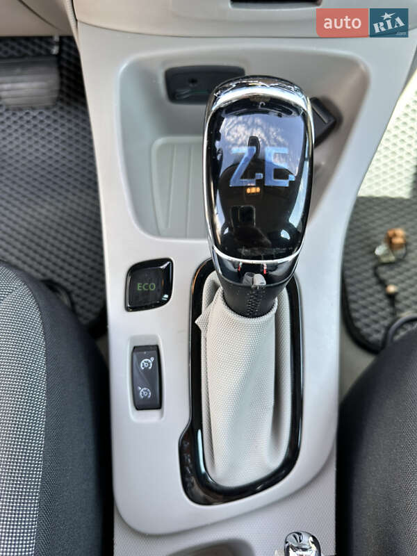 Хэтчбек Renault Zoe 2015 в Ковеле