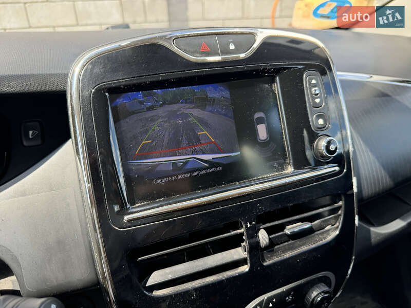 Хэтчбек Renault Zoe 2018 в Сарнах