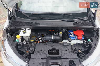 Хетчбек Renault Zoe 2018 в 