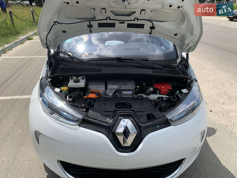 Хэтчбек Renault Zoe 2014 в Луцке