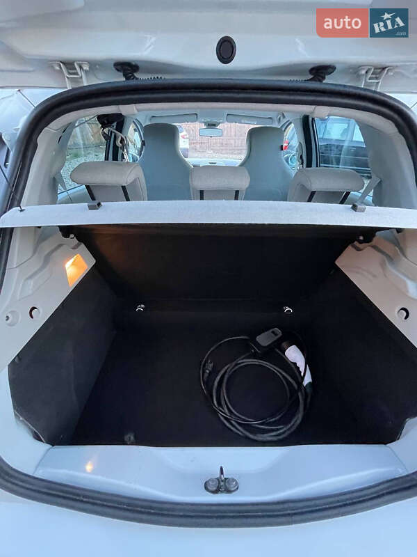 Хетчбек Renault Zoe 2013 в Коломиї