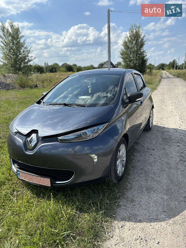 Хэтчбек Renault Zoe 2018 в Киеве фото 3 Хэтчбек Renault Zoe 2018 в Киеве