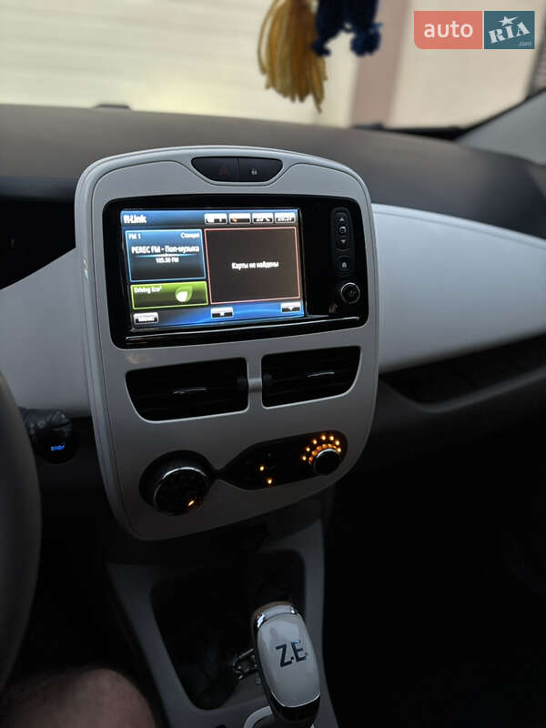 Хэтчбек Renault Zoe 2018 в Киеве фото 13 Хэтчбек Renault Zoe 2018 в Киеве