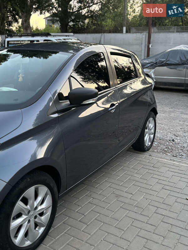 Хэтчбек Renault Zoe 2018 в Киеве фото 26 Хэтчбек Renault Zoe 2018 в Киеве
