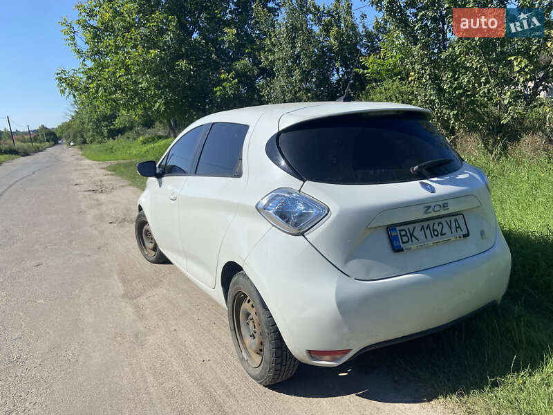Хэтчбек Renault Zoe 2015 в Ровно фото 7 Хэтчбек Renault Zoe 2015 в Ровно