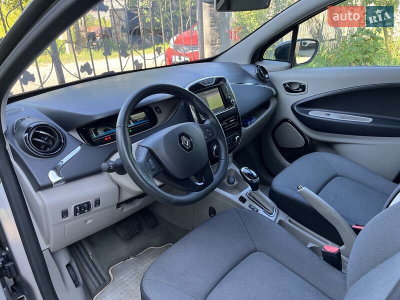 Хэтчбек Renault Zoe 2015 в Львове