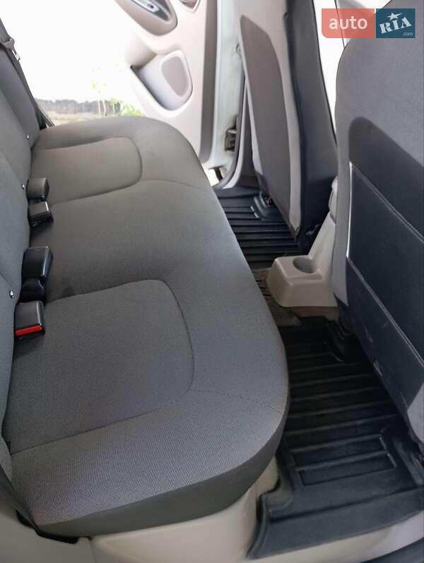 Хэтчбек Renault Zoe 2015 в Шаргороде фото 6 Хэтчбек Renault Zoe 2015 в Шаргороде