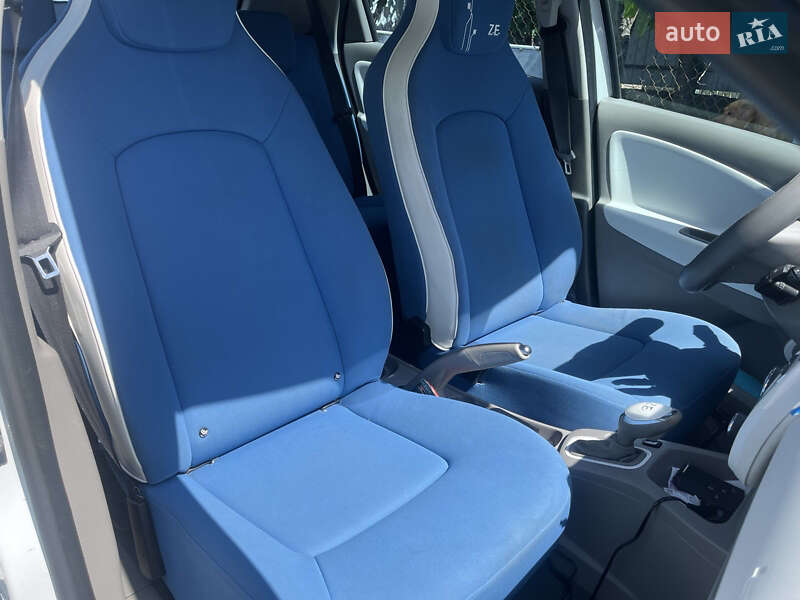 Хэтчбек Renault Zoe 2013 в Виннице