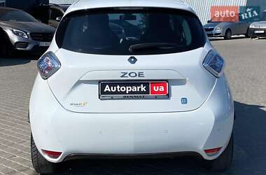 Хэтчбек Renault Zoe 2015 в 