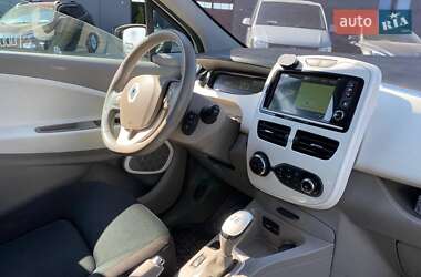 Хэтчбек Renault Zoe 2015 в 