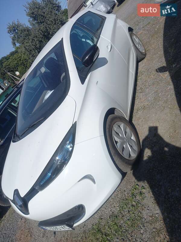 Хэтчбек Renault Zoe 2015 в Сокале фото 4 Хэтчбек Renault Zoe 2015 в Сокале