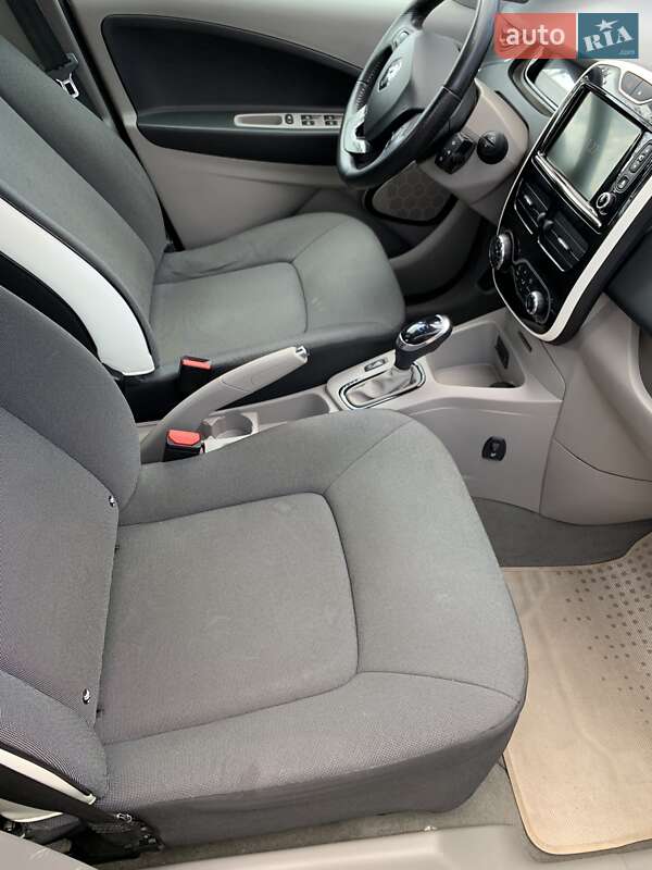 Хэтчбек Renault Zoe 2015 в Ровно