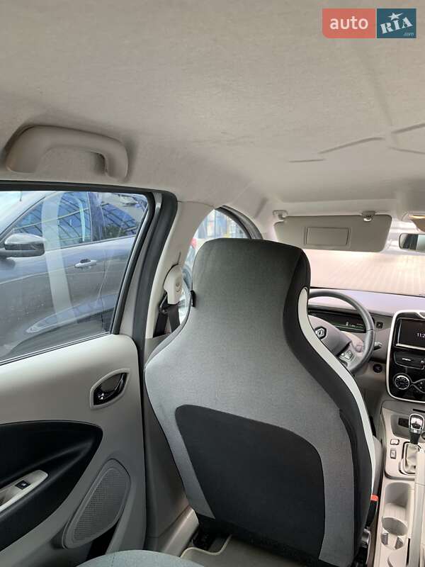 Хэтчбек Renault Zoe 2015 в Ровно