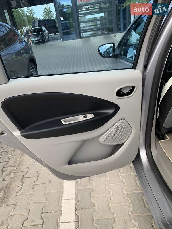 Хэтчбек Renault Zoe 2015 в Ровно