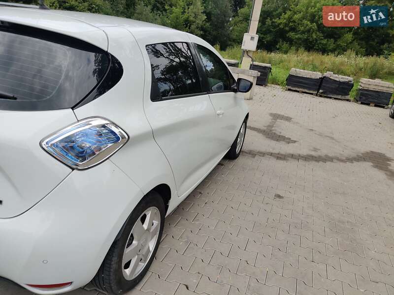 Хетчбек Renault Zoe 2018 в Дрогобичі фото 2 Хетчбек Renault Zoe 2018 в Дрогобичі