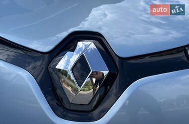 Хэтчбек Renault Zoe 2013 в 