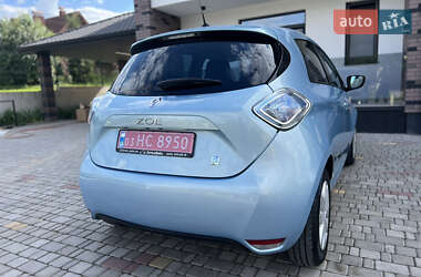 Хэтчбек Renault Zoe 2013 в 