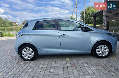 Хэтчбек Renault Zoe 2013 в 